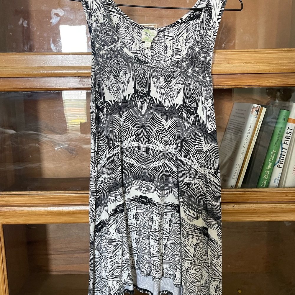 Anthropologie Black and White flowy Top